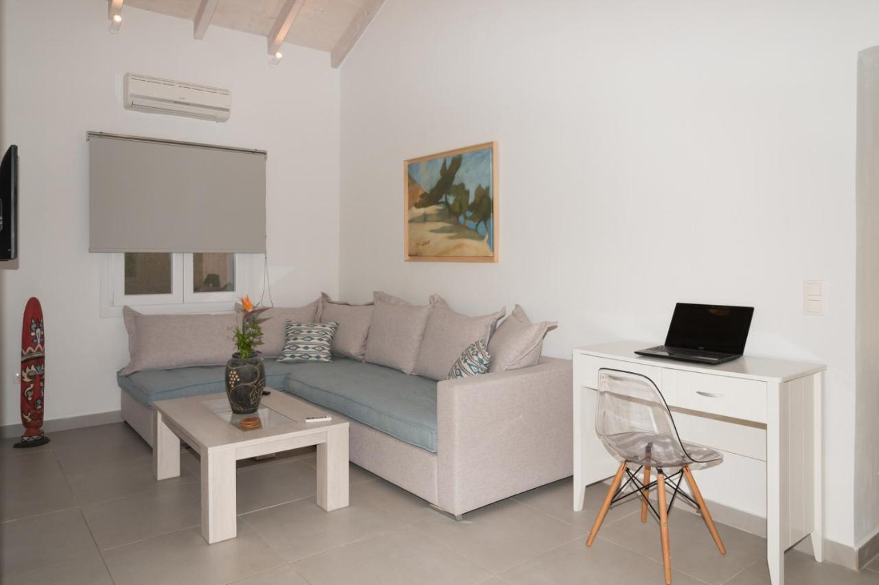Dalas Beach House Almiros Beach 外观 照片