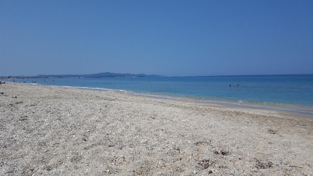 Dalas Beach House Almiros Beach 外观 照片