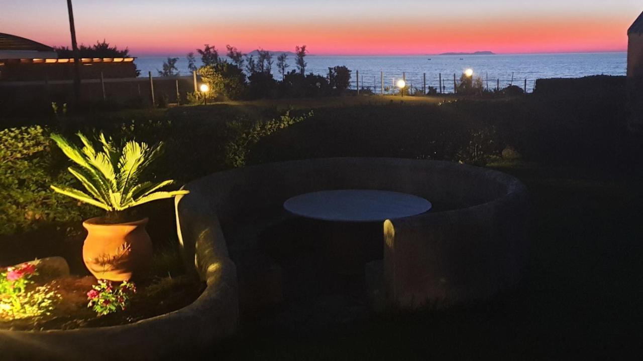 Dalas Beach House Almiros Beach 外观 照片