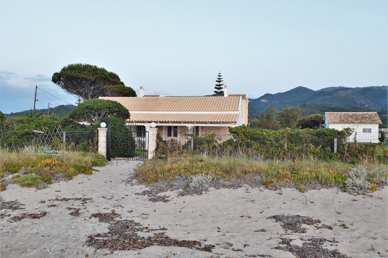 Dalas Beach House Almiros Beach 外观 照片