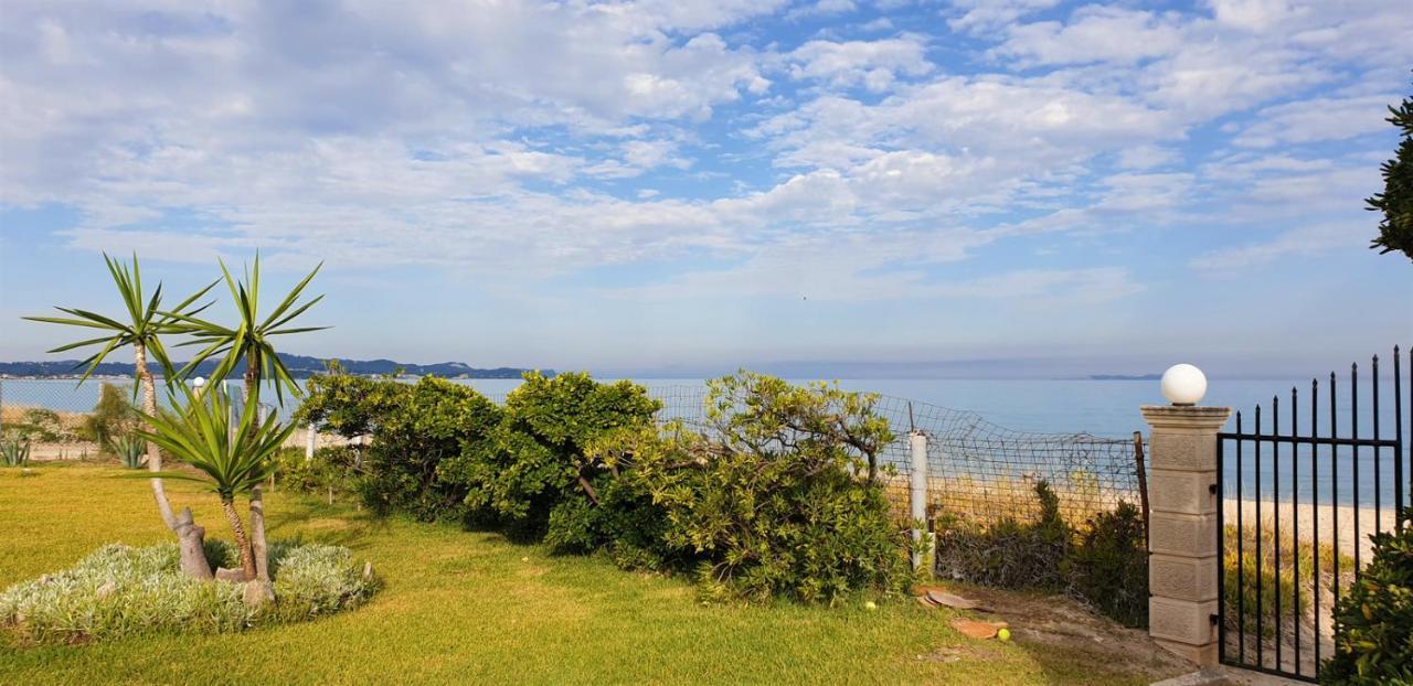 Dalas Beach House Almiros Beach 外观 照片
