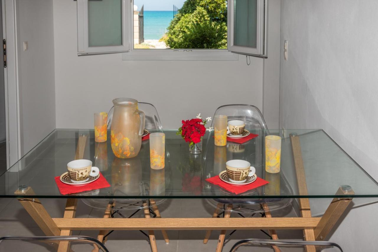 Dalas Beach House Almiros Beach 外观 照片